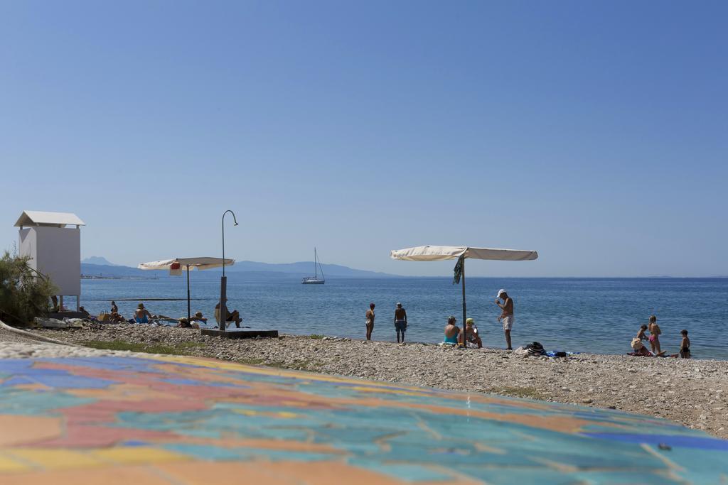 Delfini Hotel Patras Exterior photo